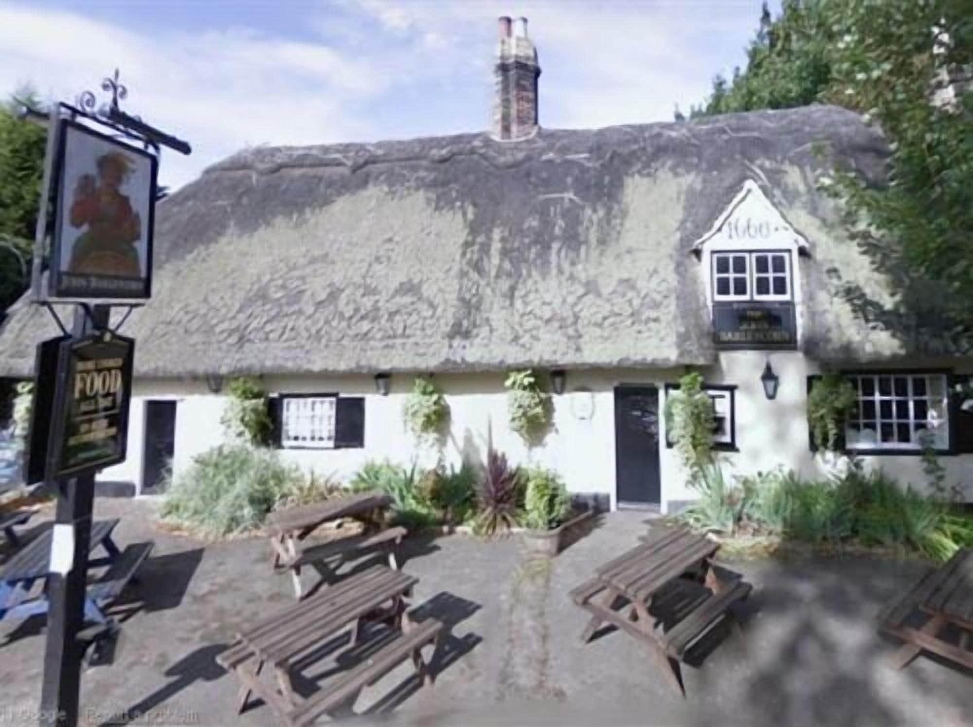 John Barleycorn Hotel Duxford Eksteriør billede