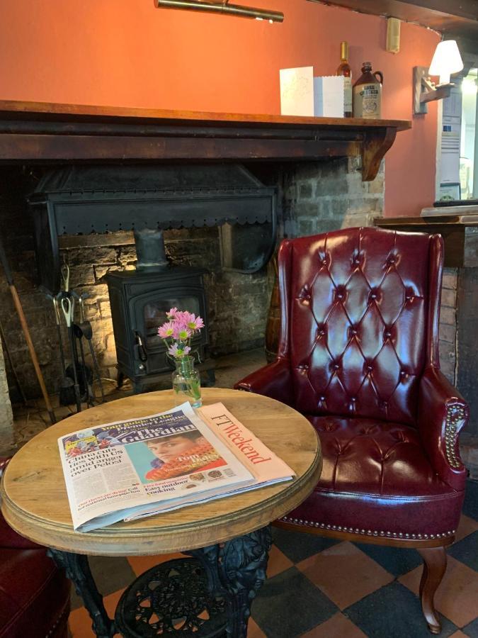 John Barleycorn Hotel Duxford Eksteriør billede